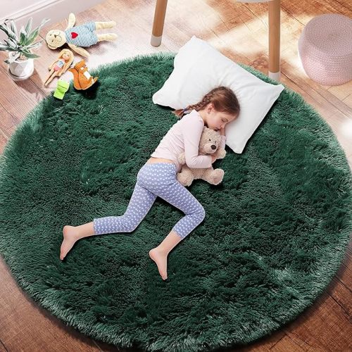 PAGISOFE Dark Green 4x4 Round Rug for Boys Bedroom,Soft Circle Fluffy Rugs for Kids Teen Room,Circular Plush Indoor Rug for Playroom,Emerald Green Rugs,Shaggy Floor Carpet for Classroom Reading Nook