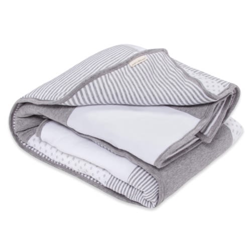 Dottie Bee Organic Reversible Baby Quilt| Burt's Bees Baby®