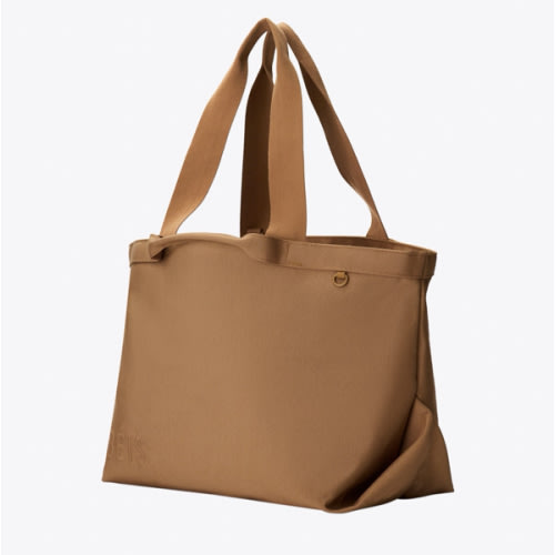 Travel Tote in Camel