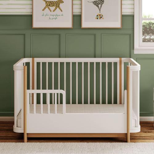 The Milan Crib: 3-in-1 Convertible Bassinet, Crib & Bed - Nurture&