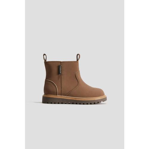 WATERPROOF BOOTS