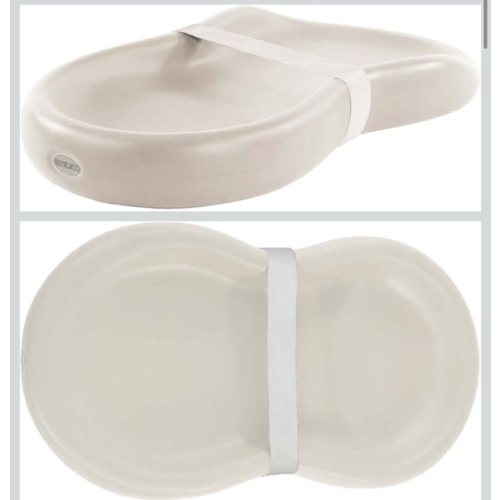 Keekaroo Peanut Changer Baby Vanilla – The Original Made in USA Easy-to-Clean Changing pad and The only Shell Over Foam, Fully Water Repellant, Wipeable Diaper pad, Wipe-Clean Changing pad