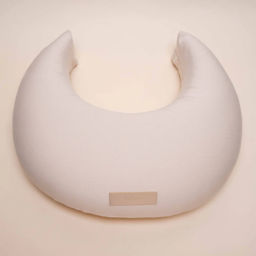 Butterr Nursing Pillow in Natural