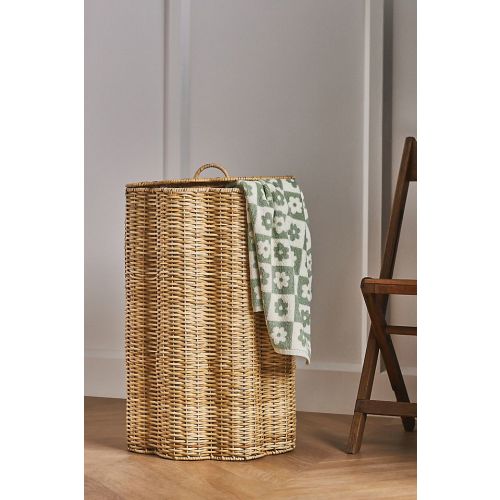 Tulip Scalloped Hamper