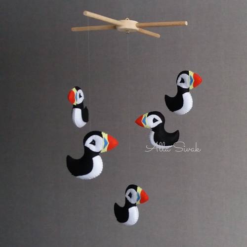 Black and white mobile Puffin baby mobile Monochrome nursery Nordic nursery Arctic mobile Puffin family Scandinavian mobile Contrast mobile