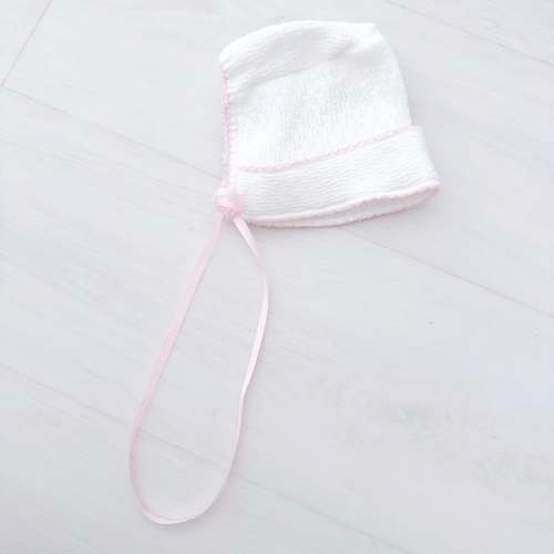 Paty Bonnet (White w/ Pink Trim)