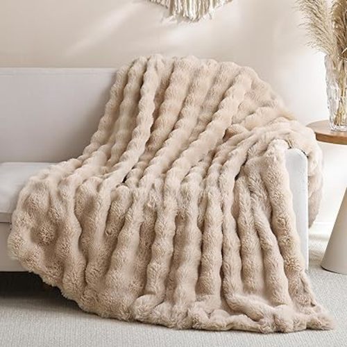 Smoofy Faux Fur Throw Blanket for Couch – Linen Fluffy Cozy Rabbit Fleece, Plush Soft Bubble Blanket for Sofa & Bed, for Mom, Warm Fuzzy Home Room Decor Throw 50" x 60"