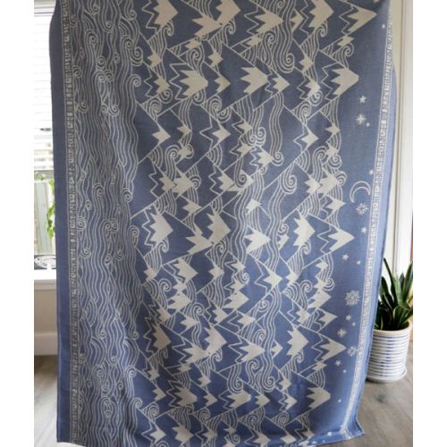 Misty Mountains Hîth Cashwool Throw