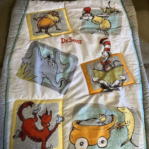 Dr Seuss 3 Piece Crib Set Quilt-Crib Sheet-Changing Pad Cover TREND LABS Horton