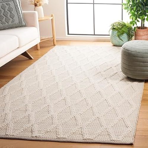 SAFAVIEH Natura Collection Area Rug - 6' Square, Ivory, Handmade Moroccan Boho Tribal Wool, Ideal for The Living Room, Bedroom, Dining Room (NAT206A-6SQ)