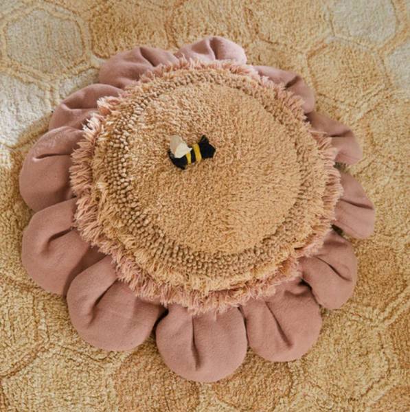 FLOOR CUSHION PINK DAISY