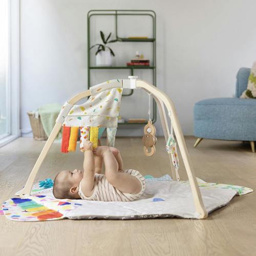 Sensory Strands | Sensory Toys for Babies | Lovevery
