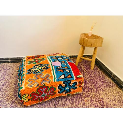 Moroccan Kilim pouf, Moroccan Foot Stool Ottoman, Yoga Meditation Cushion, Moroccan Handmade Pouf Wool, Berber Square Pouf