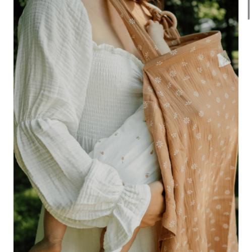 TISU nursing cover, Caramel Daisy – TISU Baby
