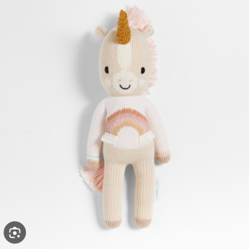 Zara the unicorn – cuddle+kind
