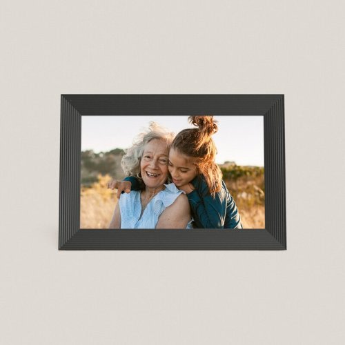 Carver 10" Charcoal | Aura's Most Popular Digital Frame