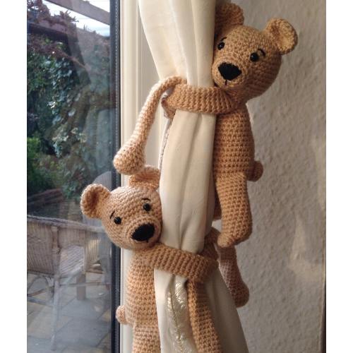 A pair of Bear Curtain ties, nursery curtain ties, crochet curtain ties, animal tie backs, nursery decoration, newborn gift, new baby gift