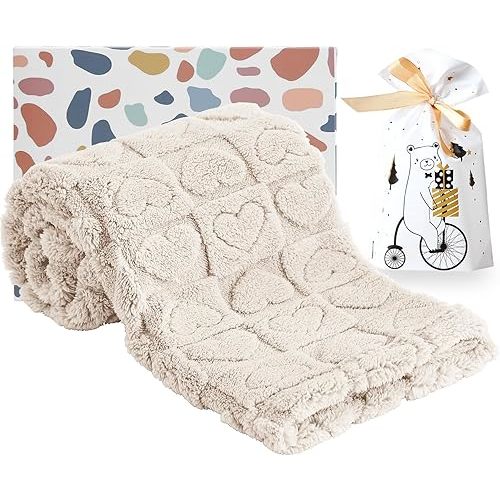 Fleece Baby Blanket for Girls Boys, Ultra Soft Cozy Fluffy Heart Checkered Blanket, Warm Receiving Blankets for Newborn Infant Toddler, Perfect for Crib Stroller 40"x30" (Cream)