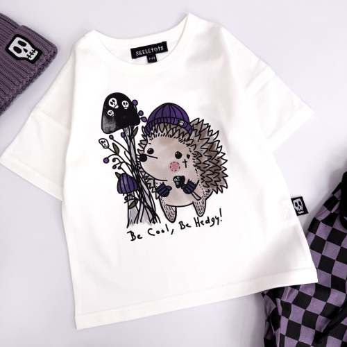 BE COOL, BE HEDGY WHITE TEE