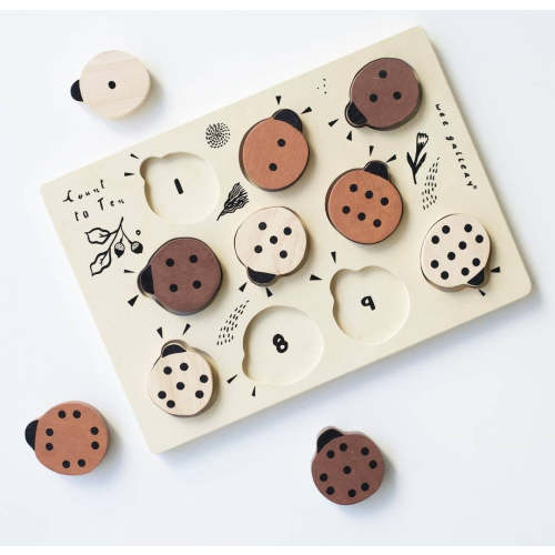 Wooden Tray Puzzle- Count to 10 Ladybugs