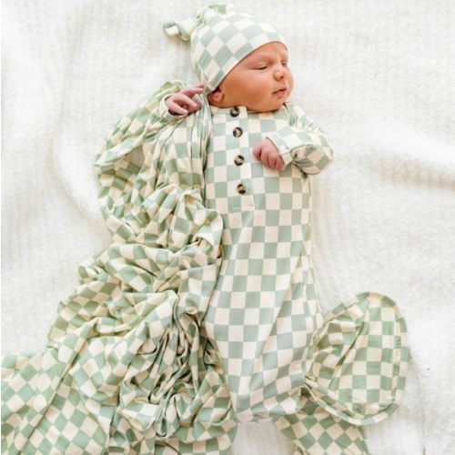 Newborn Hat Bundle (Gown) (color: Kirby)