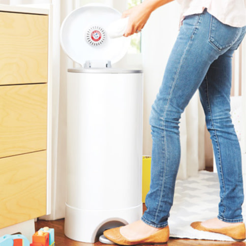 STEP™ Munchkin Diaper Pail