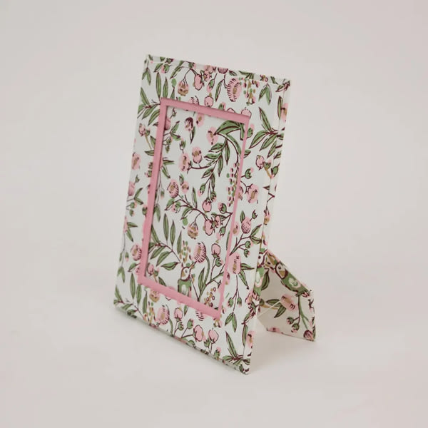 5x7 Catherine in Pink Frame