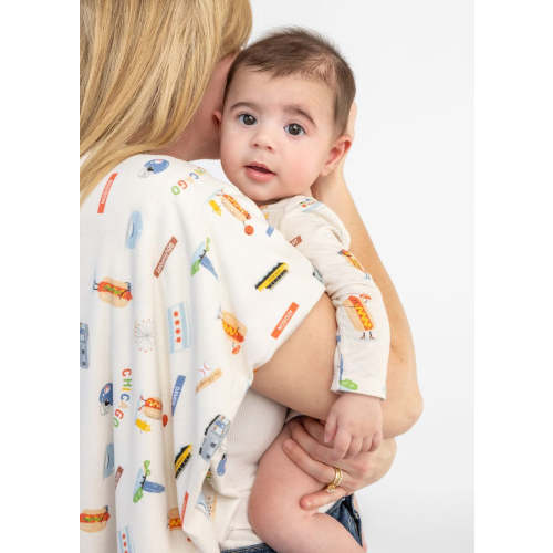Chicago Field Trip Swaddle