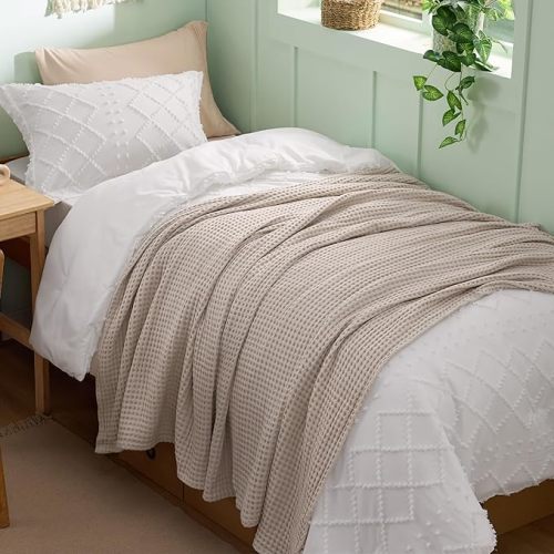 Bedsure 100% Cotton Twin XL Blanket for Bed, Waffle Weave Summer Blanket Twin Size, Thin Lightweight Breathable Hospital School Bedding, College Dorm Room Essentials for Girls, Guys, Linen, 66" x 90"