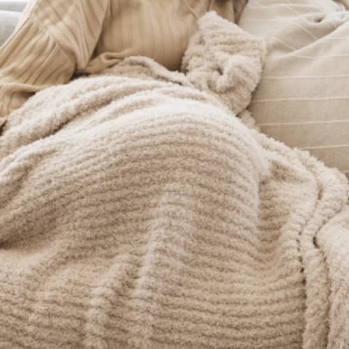 Ribbed Bamboni® Throw Blanket | Shop Saranoni Softness | Saranoni