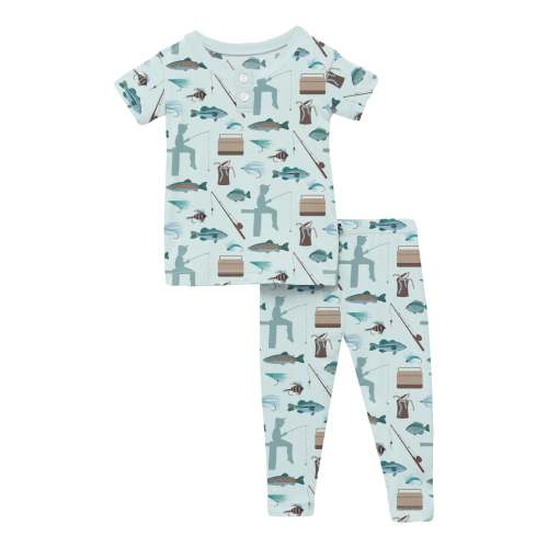 Print Short Sleeve Henley Pajama Set in Fresh Air Fishing
