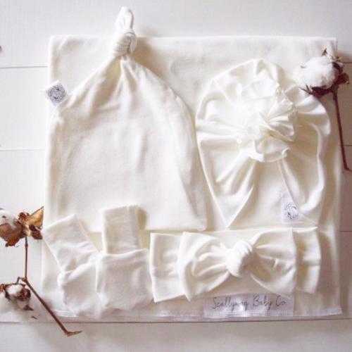 Snowy White Newborn Baby Girl/Boy Swaddle Set - White Newborn Swaddl/Hedwrap/Turbn