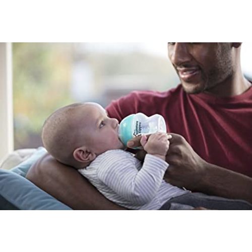 Tommee Tippee Anti-Colic Newborn Baby Bottle Feeding Gift Set