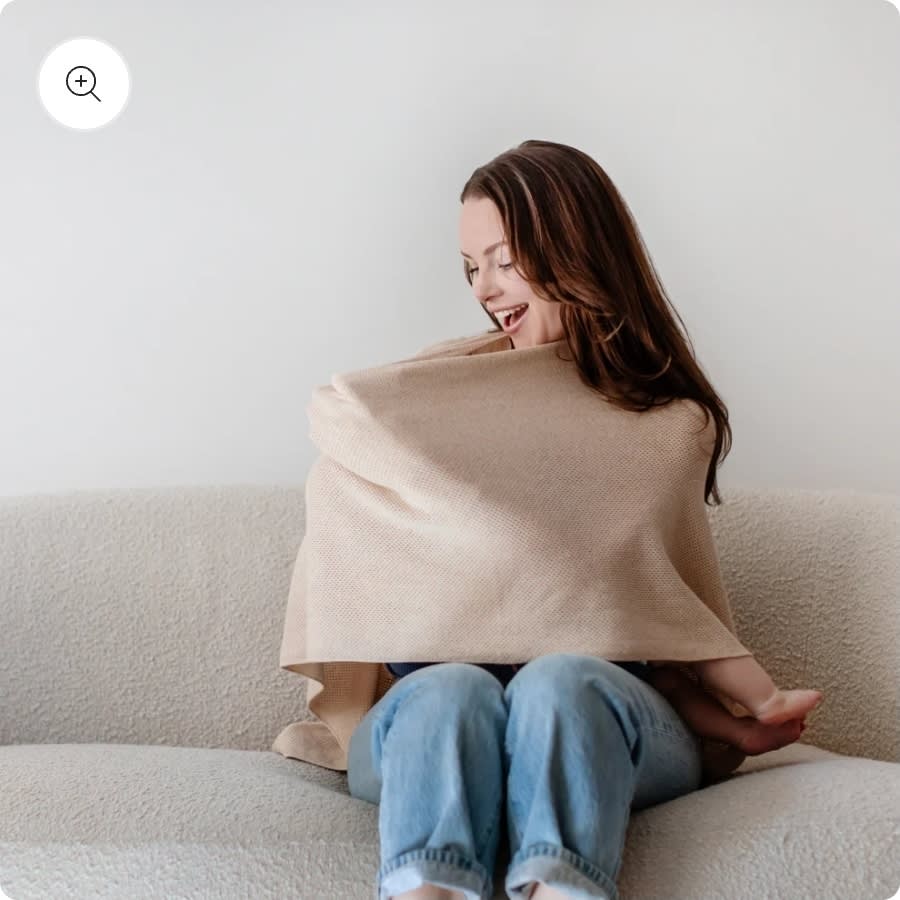 Nestling Baby™ Nursing Cover
