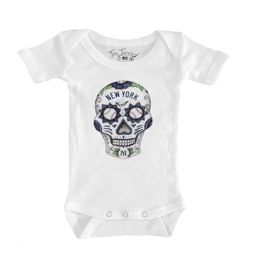 Infant New York Yankees Tiny Turnip White Sugar Skull Bodysuit