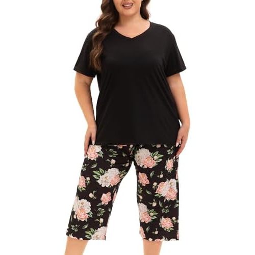 Plus Size Pajamas for Women Set, Womens Plus Size Short Sleeve V Neck Capri Pants Pajama Sets with Pockets