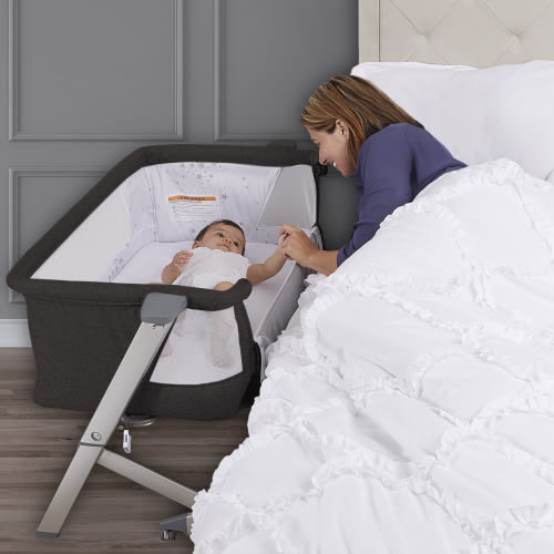 Dream On Me Skylar Baby Bassinet & Bedside Sleeper, JPMA Certified, Easy to Fold & Carry, Mattress Bed, Black
