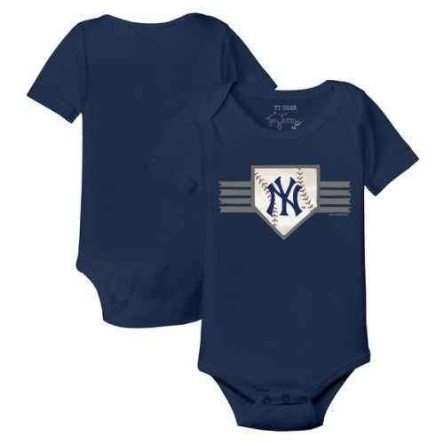 Infant New York Yankees Tiny Turnip Navy Base Stripe Bodysuit