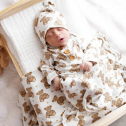 Caden Lane Bamboo Waffle Newborn Baby Knot Gown & Hat Set - Beary Sweet, Newborn