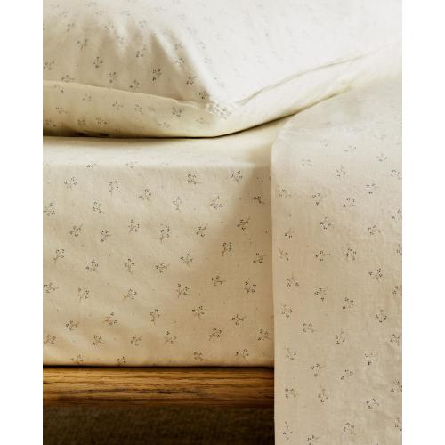 CHILDREN'S COTTON FITTED SHEET WITH MINI FLOWERS - See all - NEW COLLECTION - KIDS AND BABY - BED LINEN | Zara Home Canada