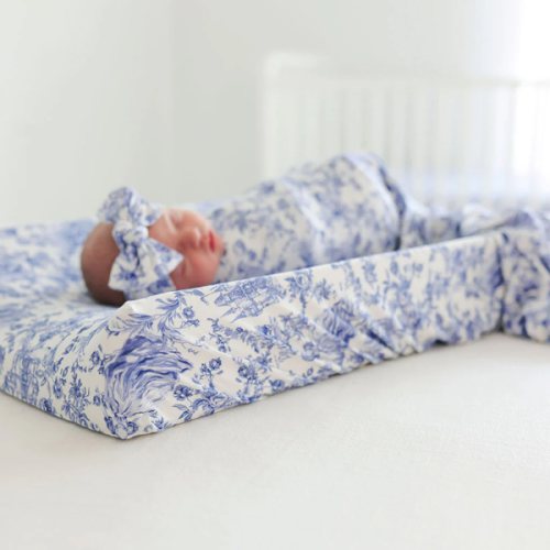 Princess Damask White Changing Pad Cover | Briar