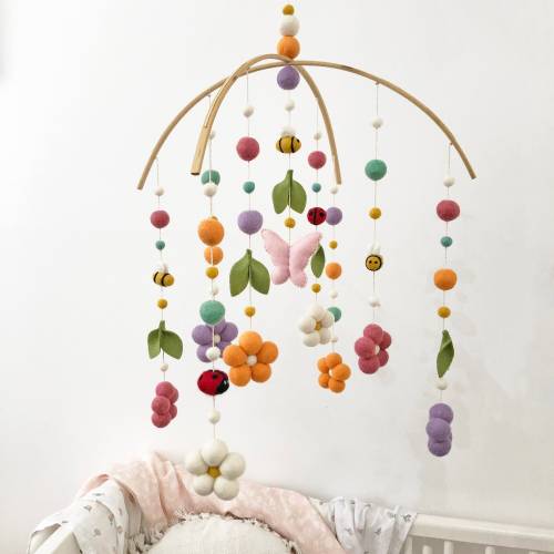 Warm garden dreams with leaves mobile, sweet baby girl nursery, flower mobile, lady beetle and bee mobile, butterfly mobile, nursery décor.