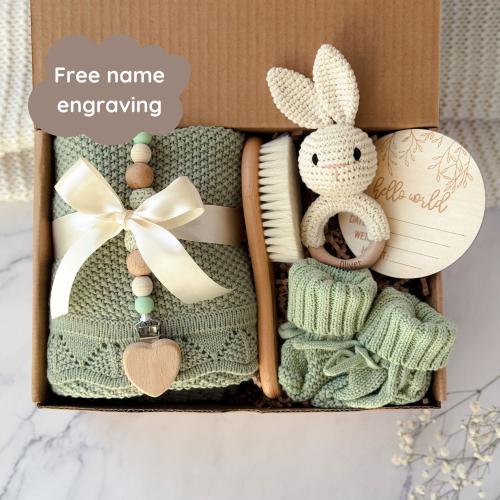 Personalized Fall Baby Shower Gift Box with Sage Green Knitted Blanket and Crochet Animal Rattle with Name, Gender Neutral Gift for New Mom