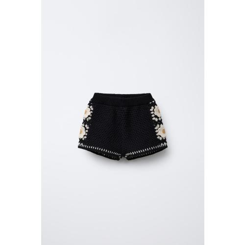 CROCHET FLOWER KNIT SHORTS - Black | ZARA United States