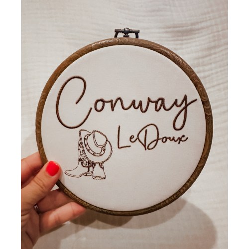Levi Wayne Baby Name Announcement, Western Baby Name Sign, Personalized Name Sign, Newborn Sign for Hospital, Keepsake Hoop, Cowboy Name Sign,