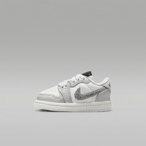 Jordan 1 Retro Low "LNY" Baby/Toddler Shoes. Nike.com