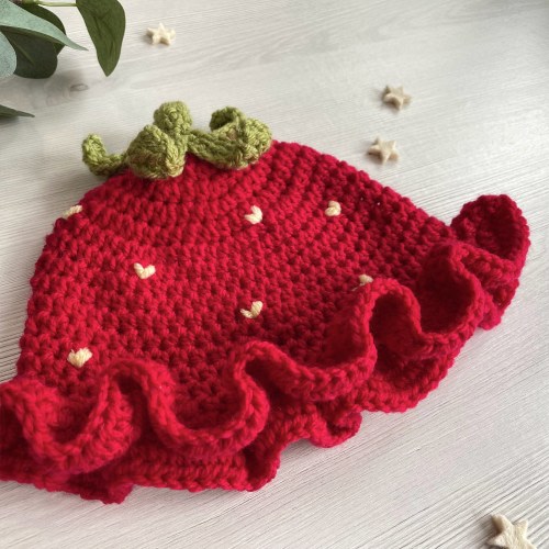 Crochet Baby Strawberry Bucket Hat