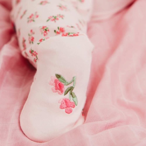 Magnetic Me - bouquet de fleurs organic cotton magnetic parent favorite footie