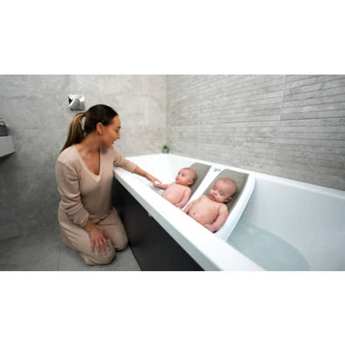 Twin Bath: Safe and Convenient Bathing Solution for Twins – bumble beez