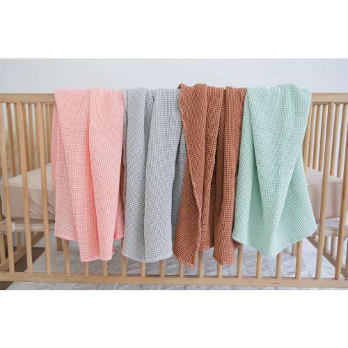 Bamboo Waffle Baby Blanket: Soft Swaddle Blanket (40"x40")